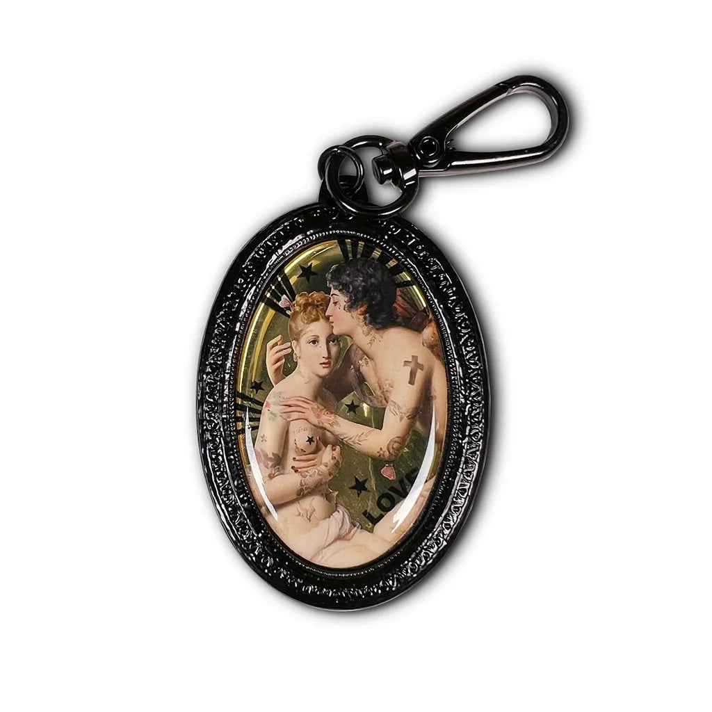 Porte-clés noir et or "Psyché et Cupidon" par la créatrice VOGLIO BENE.