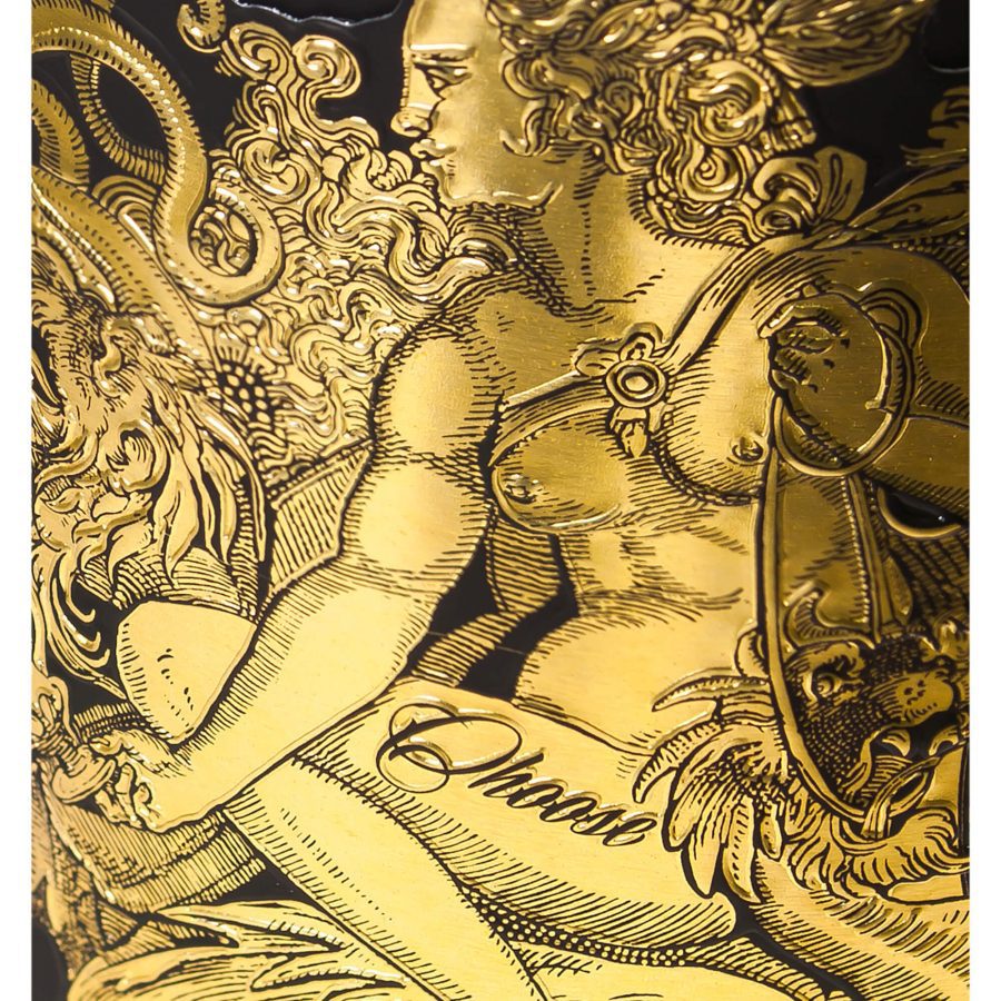 Bougie parfumée Coteterno "The Female Energy" avec étiquette gravée en feuille d'or.