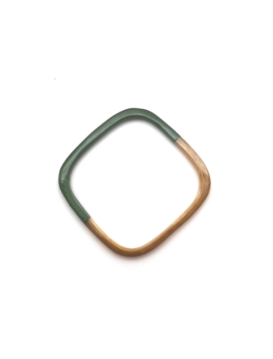 SQUARE RING